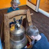 Foto: De Klok wordt geluid op Het Sterrenbos in Amerongen