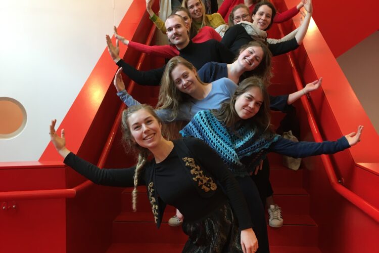 Foto: Studenten Dans/Euritmie Hogeschool Leiden